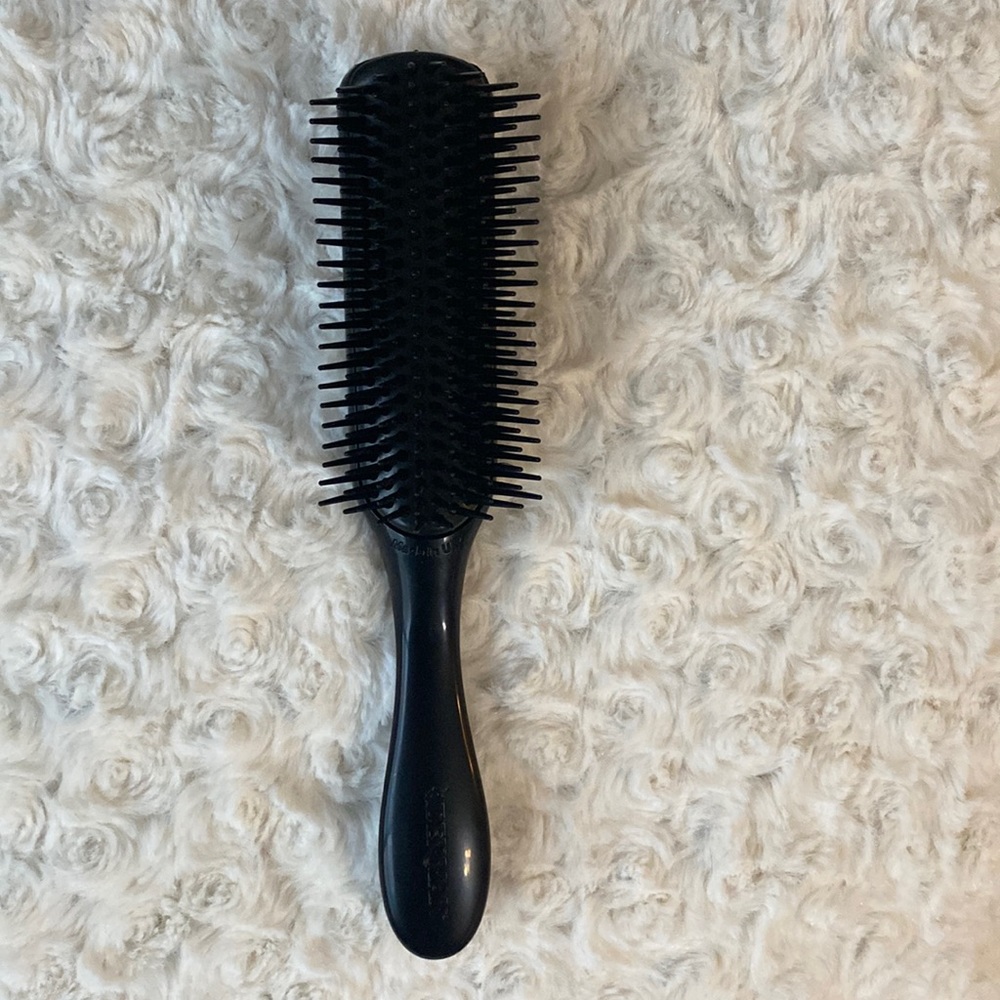 Classic D1 Denman 8 Row Styling Brush